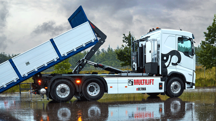 Multilift eUltima: il primo scarrabile a gancio al mondo sviluppato per camion elettrici